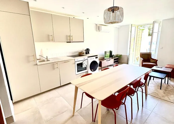 Cana Apartman *